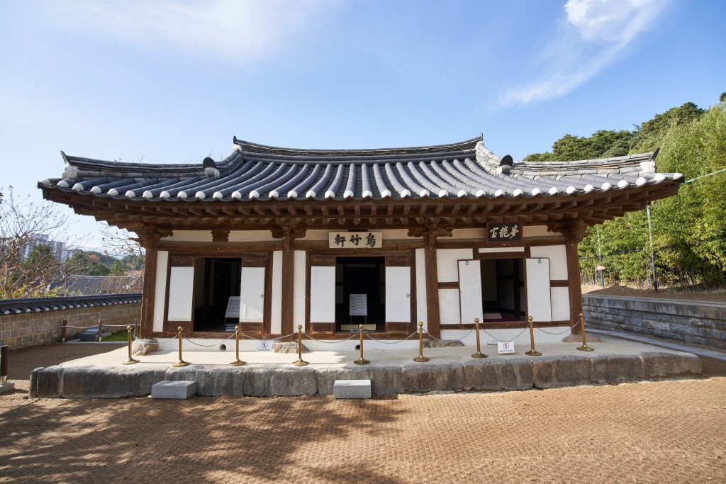 Ojukheon in Gangneung, associated with Shin Saimdang and Yulgok Yi I