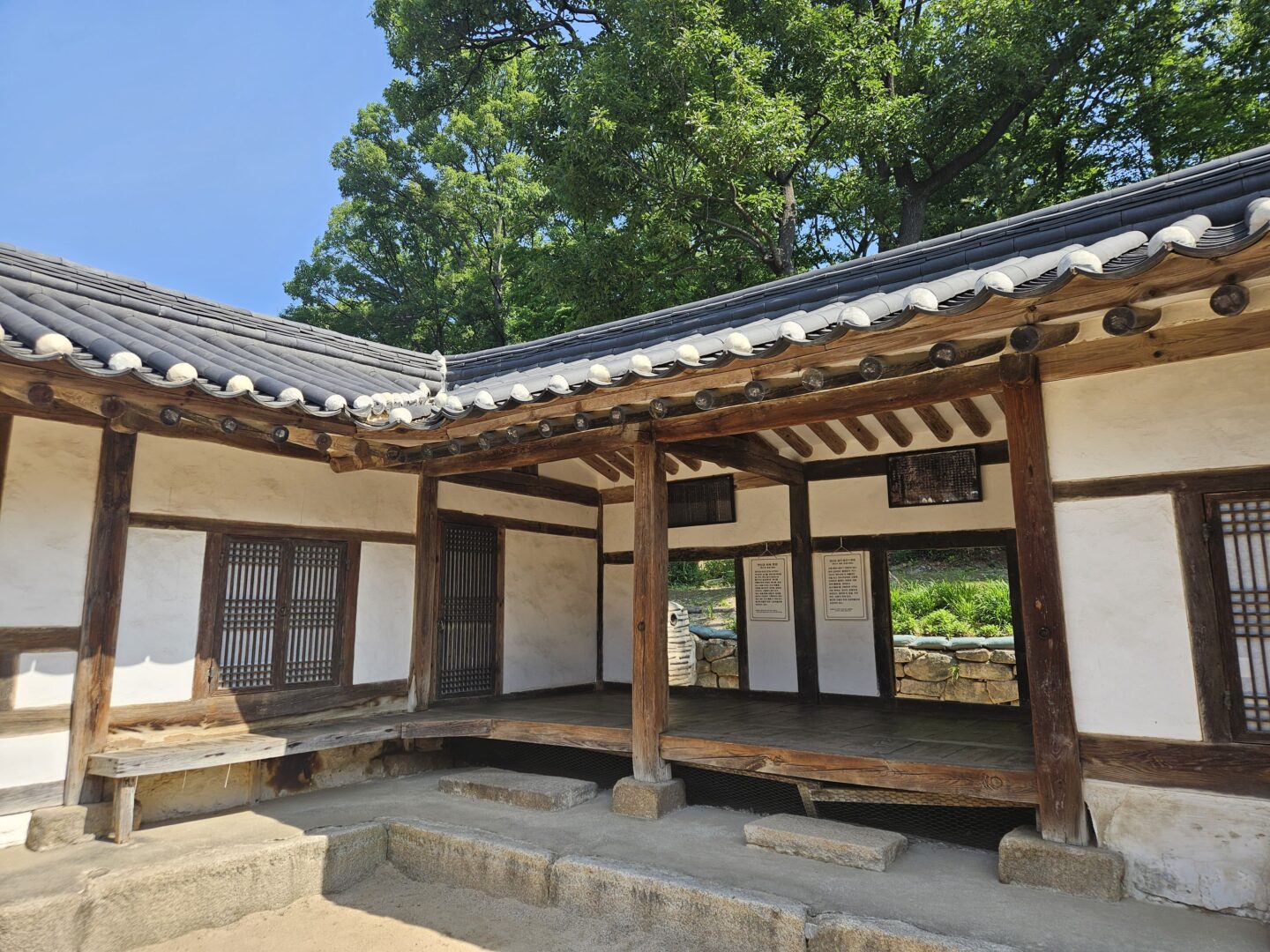 The traditional Korean hanok building serving as the tomb keeper's house at Yeonsan-gun's tomb complex in Dobong-gu, Seoul